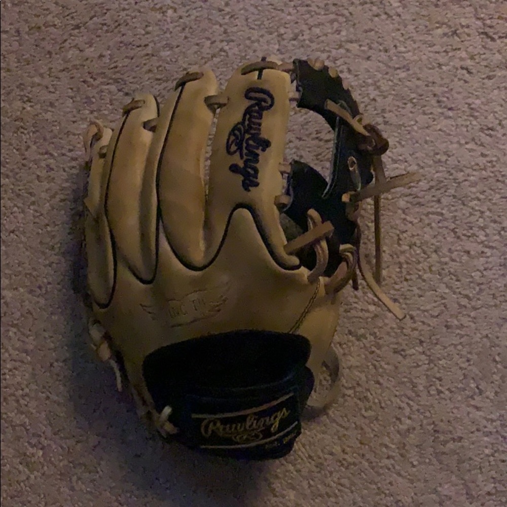 Rawlings heart of the hide custom baseball glove